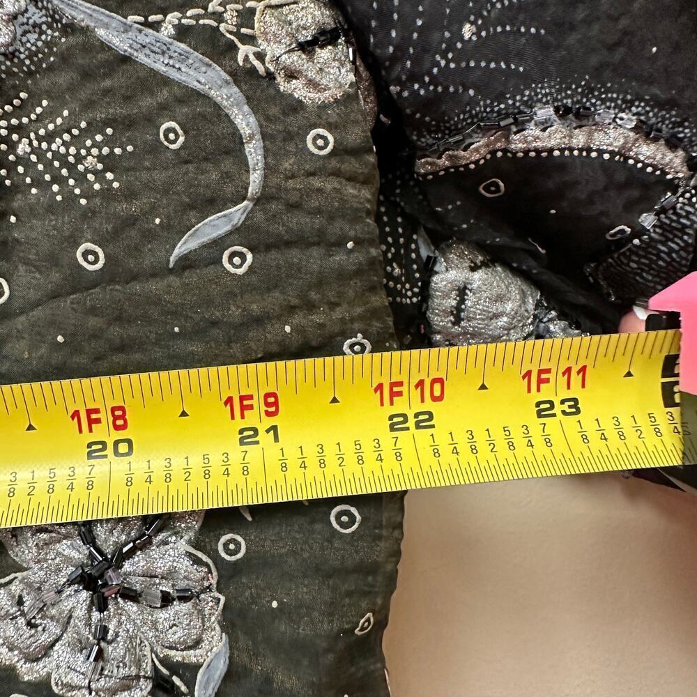 Vintage Floral Pattern Size M Black Beaded Puffer Jacket Trim FLAWED - Picture 9 of 11